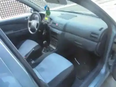 Veículo de Sucata skoda octavia berlina (1u2) ambiente do ano 2002 alimentado avu