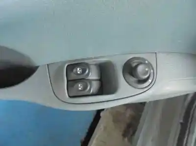 Veículo de Sucata renault megane i berlina hatchback (ba0) 1.6e alize do ano 1997 alimentado k7m