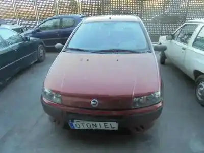 Veicolo di demolizione fiat punto berlina (188) 1.2 8v dynamic dell'anno 2002 alimentato 188a4000