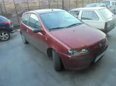 Veicolo di demolizione fiat punto berlina (188) 1.2 8v dynamic dell'anno 2002 alimentato 188a4000