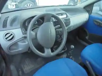 Veicolo di demolizione fiat punto berlina (188) 1.2 8v dynamic dell'anno 2002 alimentato 188a4000
