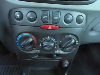 Veicolo di demolizione fiat punto berlina (188) 1.2 8v dynamic dell'anno 2002 alimentato 188a4000