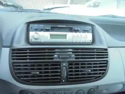 Veicolo di demolizione fiat punto berlina (188) 1.2 8v dynamic dell'anno 2002 alimentato 188a4000