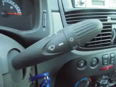 Veicolo di demolizione fiat punto berlina (188) 1.2 8v dynamic dell'anno 2002 alimentato 188a4000