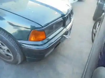 Здавання транспортного засобу bmw serie 3 berlina (e36) * року 1999 потужний 164e2