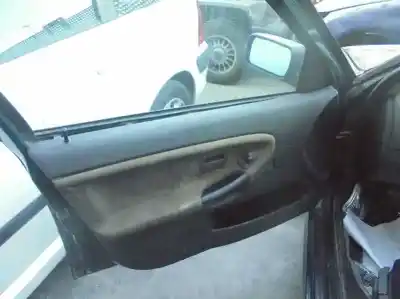 Здавання транспортного засобу bmw serie 3 berlina (e36) * року 1999 потужний 164e2