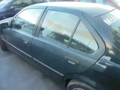 Здавання транспортного засобу bmw serie 3 berlina (e36) * року 1999 потужний 164e2