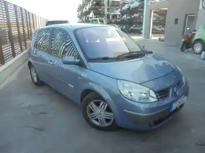 Sloopvoertuig renault scenic ii confort dynamique van het jaar 2004 aangedreven f9q d8