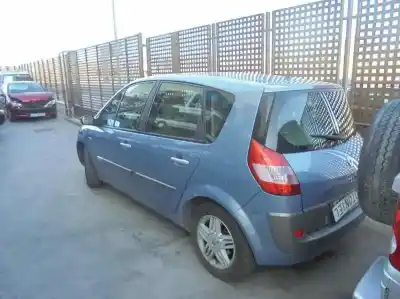 Sloopvoertuig renault scenic ii confort dynamique van het jaar 2004 aangedreven f9q d8