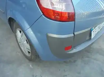 Sloopvoertuig renault scenic ii confort dynamique van het jaar 2004 aangedreven f9q d8