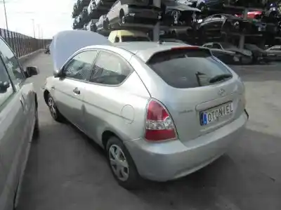 Sloopvoertuig hyundai accent (mc) gl van het jaar 2006 aangedreven d4fa