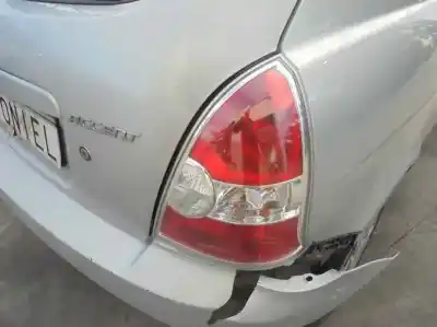 Sloopvoertuig hyundai accent (mc) gl van het jaar 2006 aangedreven d4fa