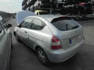 Sloopvoertuig hyundai accent (mc) gl van het jaar 2006 aangedreven d4fa