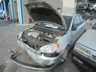 Sloopvoertuig hyundai accent (mc) gl van het jaar 2006 aangedreven d4fa