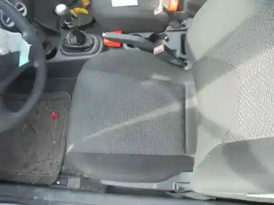 Sloopvoertuig hyundai accent (mc) gl van het jaar 2006 aangedreven d4fa