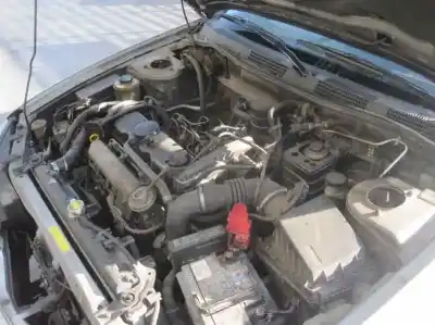 Здавання транспортного засобу nissan primera berlina (p11) básico року 2000 потужний cd20