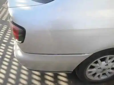 Здавання транспортного засобу nissan primera berlina (p11) básico року 2000 потужний cd20