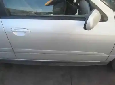 Здавання транспортного засобу nissan primera berlina (p11) básico року 2000 потужний cd20