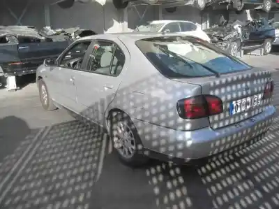 Здавання транспортного засобу nissan primera berlina (p11) básico року 2000 потужний cd20