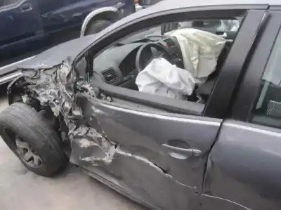 Hurda Aracı volkswagen golf v berlina (1k1) highline yılın 2005 güçlü bkc