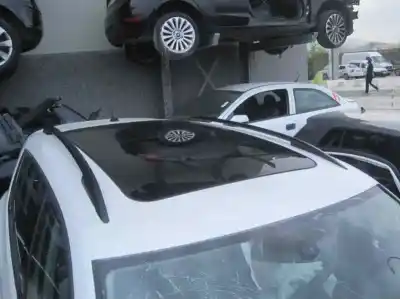 Vehicul casat volkswagen tiguan (5n2) advance bluemotion al anului 2015 alimentat cuv