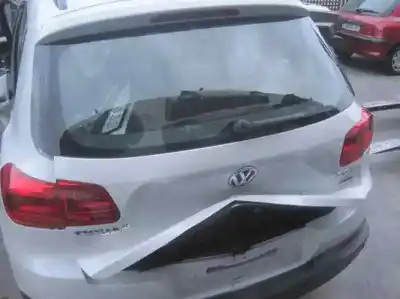 Vehicul casat volkswagen tiguan (5n2) advance bluemotion al anului 2015 alimentat cuv