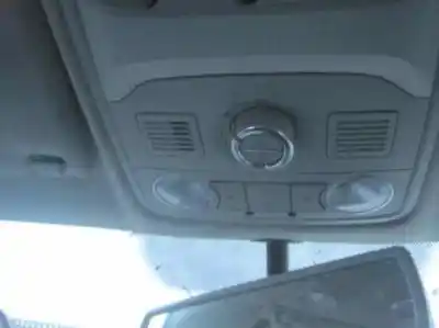 Vehicul casat volkswagen tiguan (5n2) advance bluemotion al anului 2015 alimentat cuv