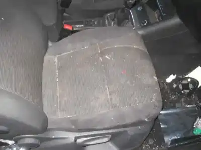 Vehicul casat volkswagen tiguan (5n2) advance bluemotion al anului 2015 alimentat cuv