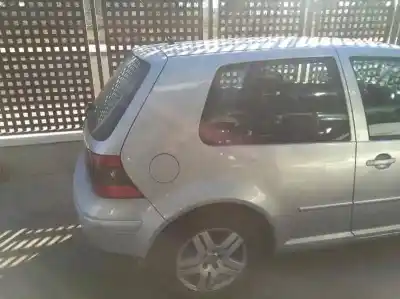 Здавання транспортного засобу volkswagen golf iv berlina (1j1) highline року 2001 потужний ajm