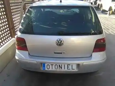 Здавання транспортного засобу volkswagen golf iv berlina (1j1) highline року 2001 потужний ajm