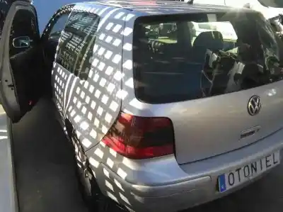 Здавання транспортного засобу volkswagen golf iv berlina (1j1) highline року 2001 потужний ajm
