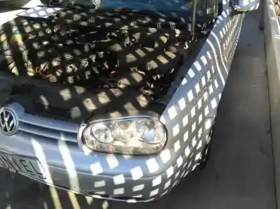 Здавання транспортного засобу volkswagen golf iv berlina (1j1) highline року 2001 потужний ajm