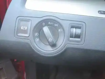 Здавання транспортного засобу volkswagen passat berlina (3c2) advance року 2008 потужний bkp