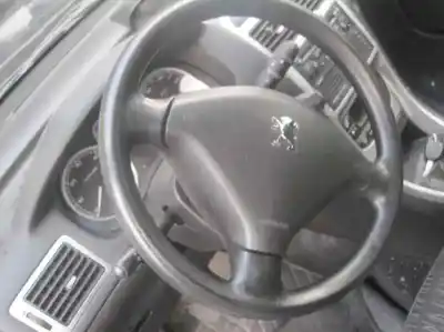 Scrapping Vehicle peugeot 307 (s1) xs of the year 2004 powered rhs