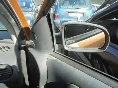 Veicolo di demolizione opel corsa c blue line dell'anno 2003 alimentato z12xe