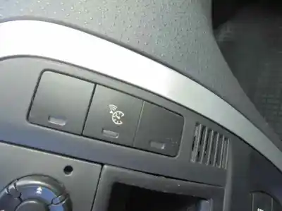 Veículo de Sucata citroen c3 (09.2009->) 1.4 hdi 70 do ano 2006 alimentado 8hz