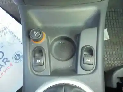 Veículo de Sucata citroen c3 (09.2009->) 1.4 hdi 70 do ano 2006 alimentado 8hz