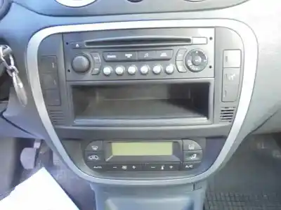 Veículo de Sucata citroen c3 (09.2009->) 1.4 hdi 70 do ano 2006 alimentado 8hz