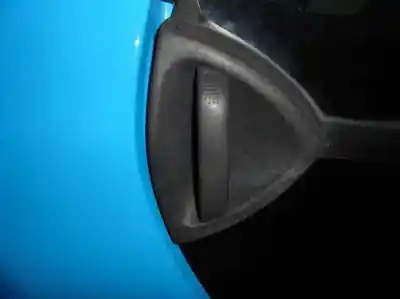Scrapping Vehicle smart coupe edition bluemotion of the year 2000 powered g 13
