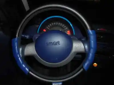 Scrapping Vehicle smart coupe edition bluemotion of the year 2000 powered g 13