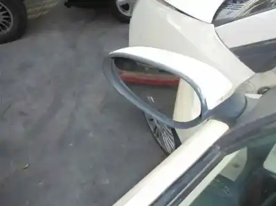 Утилизация автомобиля lancia ypsilon (101) 1.4 16v oro (10.2006->) года 2004 питание 843a1000