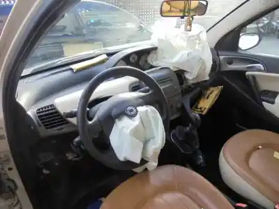Утилизация автомобиля lancia ypsilon (101) 1.4 16v oro (10.2006->) года 2004 питание 843a1000