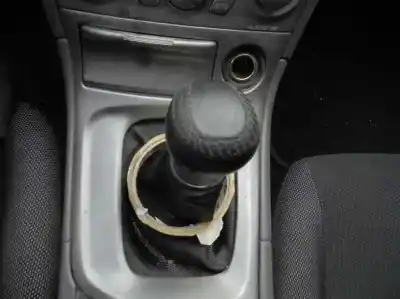 Veicolo di demolizione toyota celica (t23) 1.8 dell'anno 2002 alimentato 1zz-fe