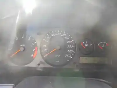 Veículo de Sucata nissan primera berlina (p11) comfort do ano 2000 alimentado qg16