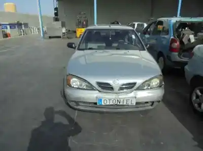 Veículo de Sucata nissan primera berlina (p11) comfort do ano 2000 alimentado qg16