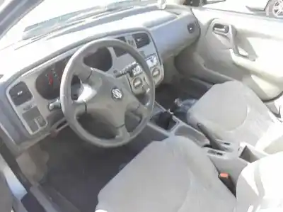 Veículo de Sucata nissan primera berlina (p11) comfort do ano 2000 alimentado qg16