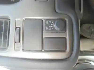 Veículo de Sucata nissan primera berlina (p11) comfort do ano 2000 alimentado qg16