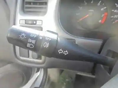 Veículo de Sucata nissan primera berlina (p11) comfort do ano 2000 alimentado qg16