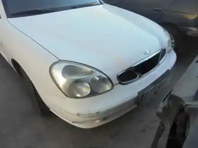 Здавання транспортного засобу daewoo nubira berlina classic se року 2001 потужний a16dms-g