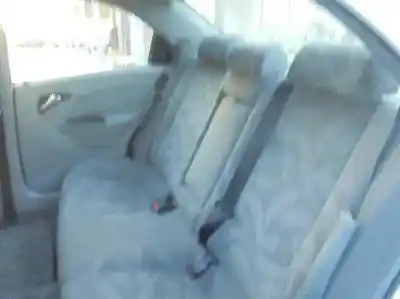 Здавання транспортного засобу daewoo nubira berlina classic se року 2001 потужний a16dms-g